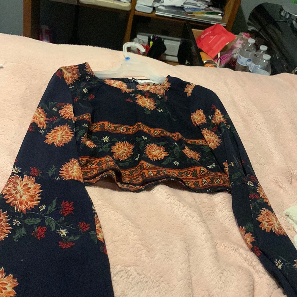 Cropped blouse